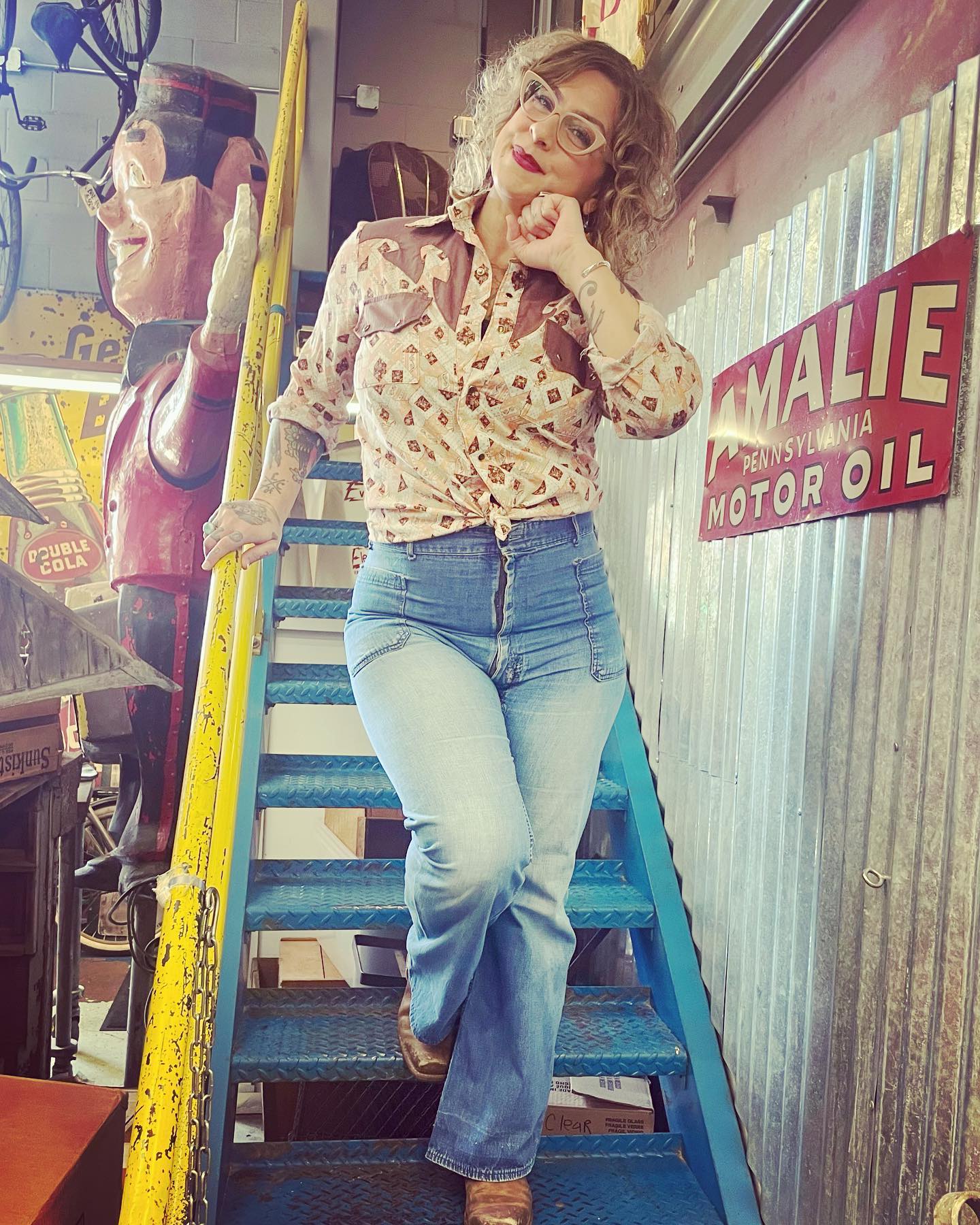 Danielle Colby Of American Pickers Flaunts Tattoos In Hot New Photos Danielle Colby Of American Pickers Flaunts Tattoos In Hot New Photos